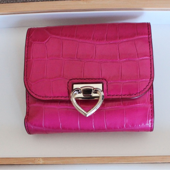 Kate Spade Croc-Embossed Leather Bifold Wallet in Pink - Picture 2 of 8